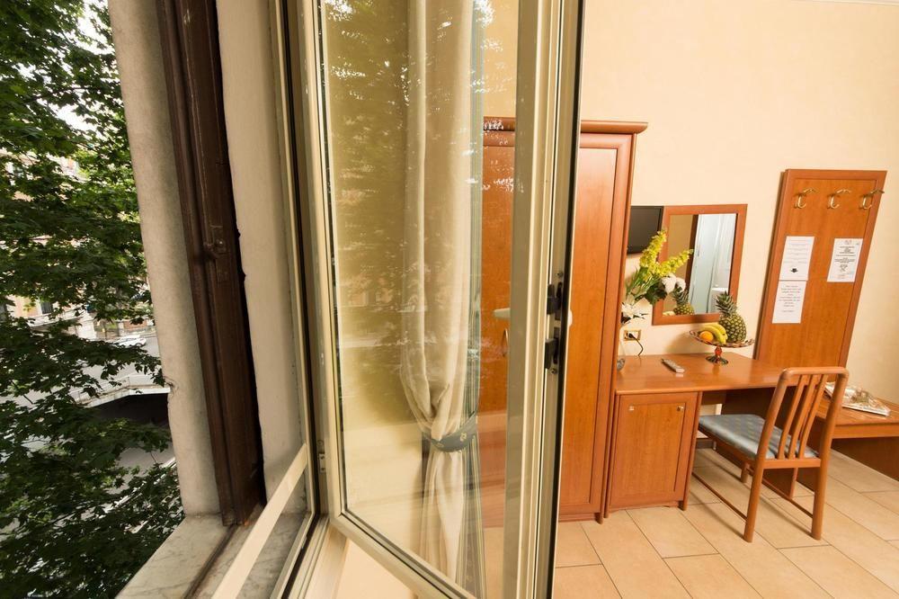 Cesar Palace Guesthouse Roma Exterior foto